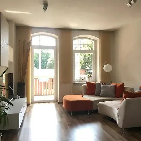 Benrelly House Jersh Апартаменты *